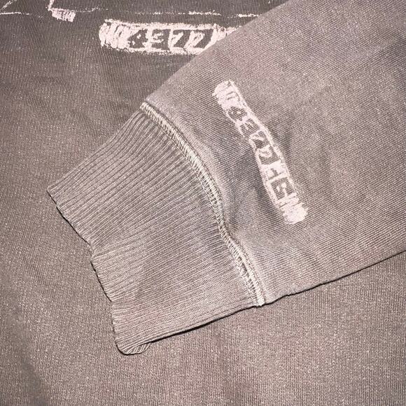 Old Navy Womens Y2K Sweatshirt Wide Boat Neck Graphic Print Banded Hem Brown Lar - Picture 7 of 10